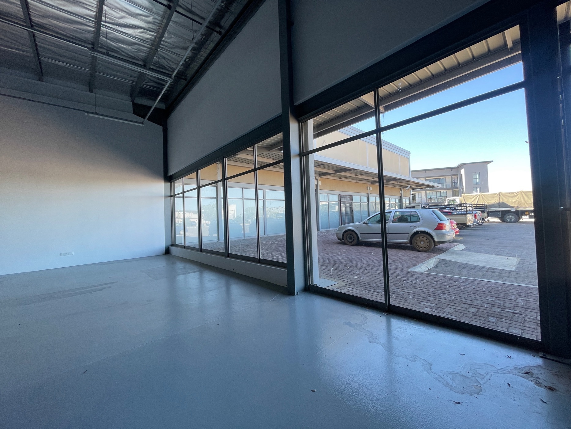 Commercial Building to rent in Block 10, Botswana - 3BO1738865
