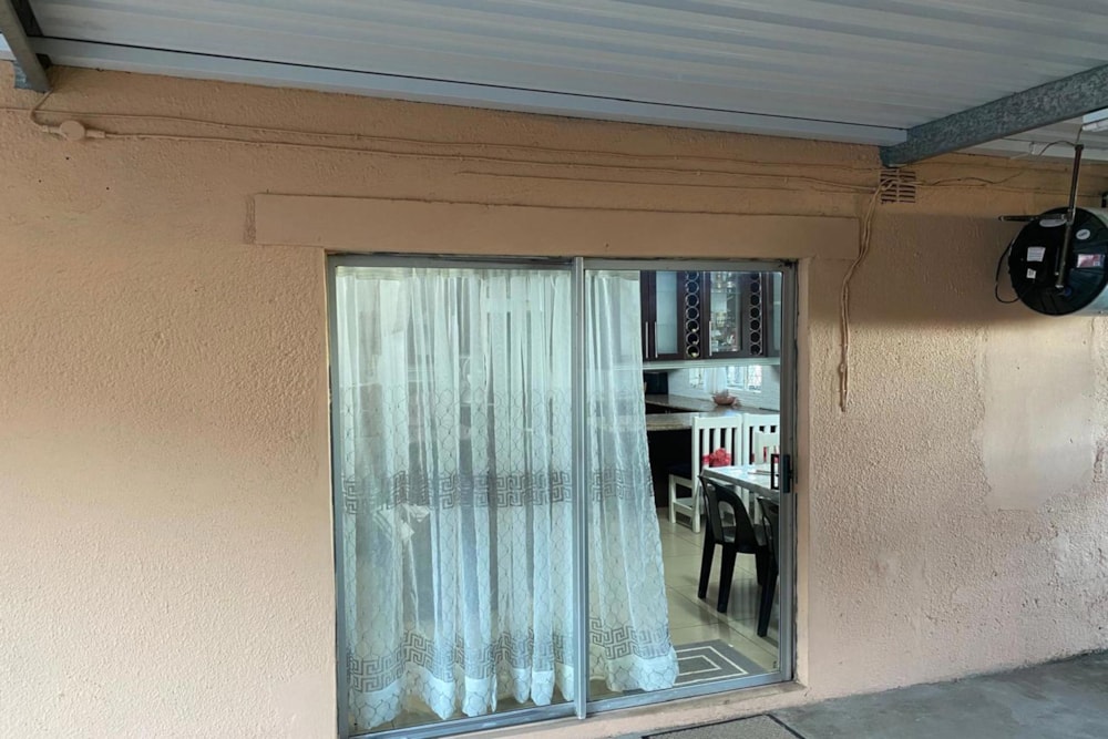 Cottage to rent in Woodhurst - 1WP1738756