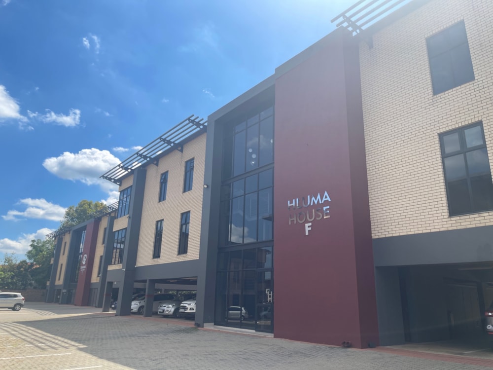 Commercial office for sale in Die Hoewes - PT1738801