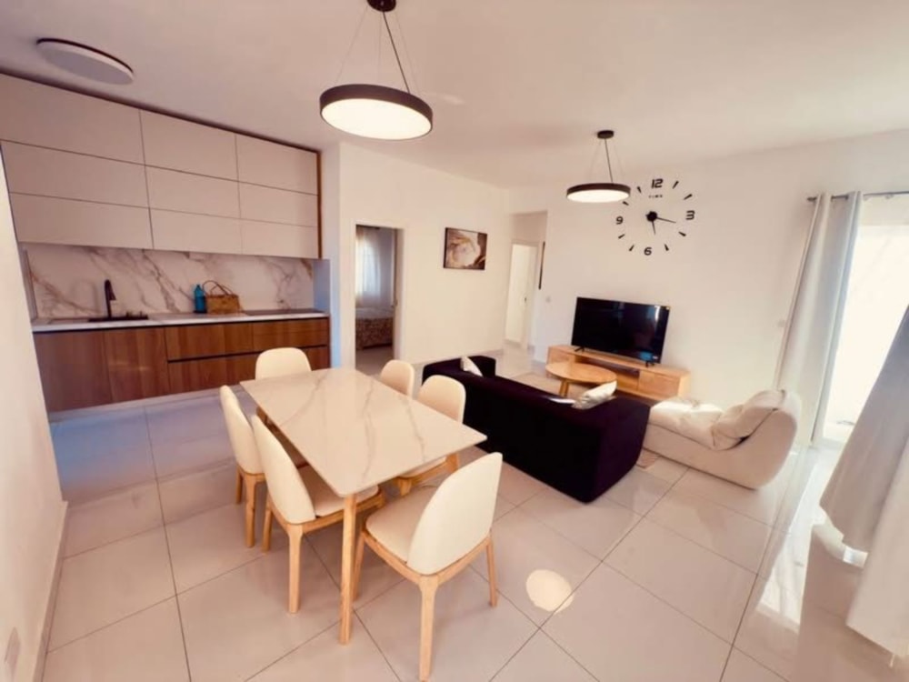 Penthouse apartment to rent in Grand Baie, Grand Bay, Mauritius - MPR1738767