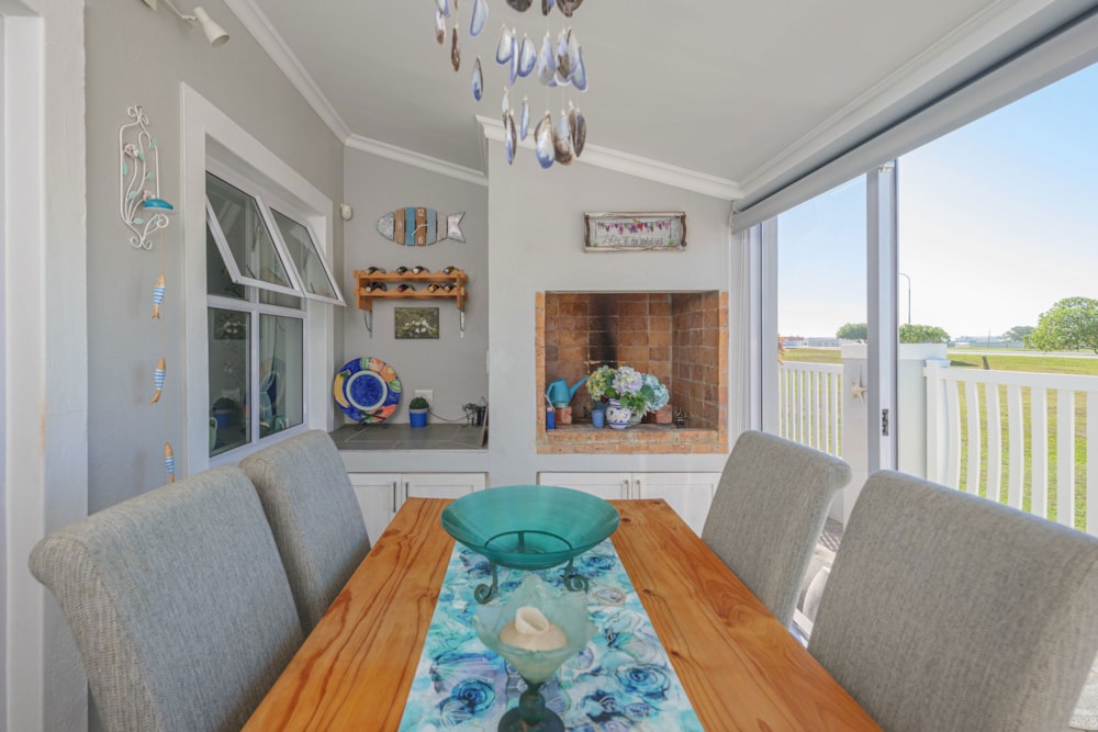 House for sale in Struisbaai - 1SW1738794