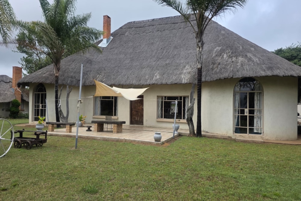 House for sale in Burnside, Bulawayo, Zimbabwe - 3ZB1738797