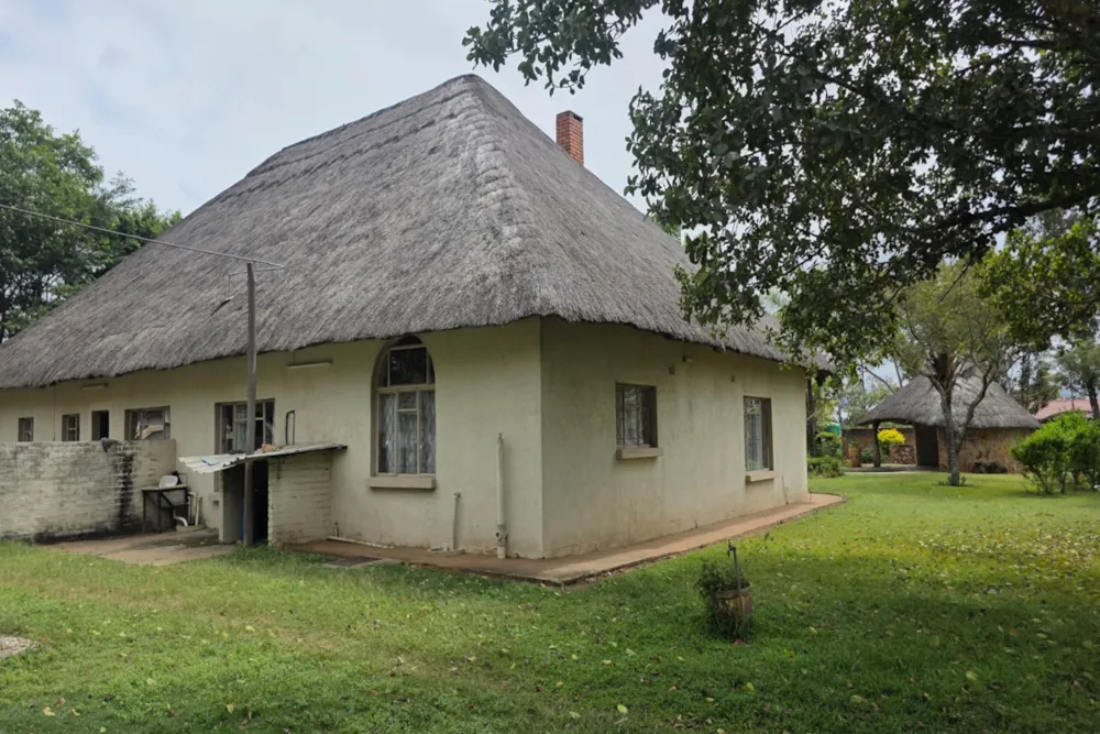 House for sale in Burnside, Bulawayo, Zimbabwe - 3ZB1738797