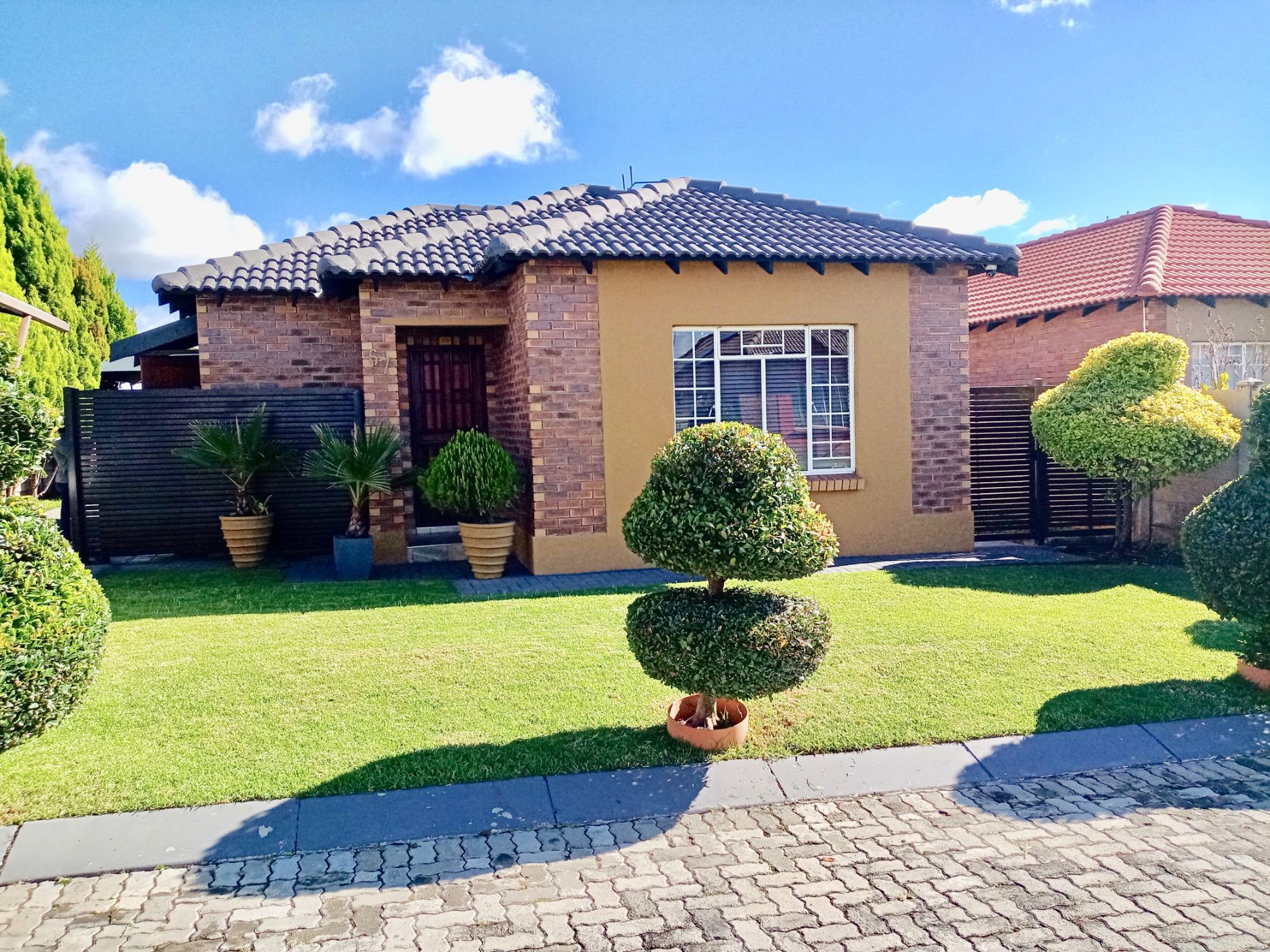 Security complex home to rent in Waterval East - 1RU1738893