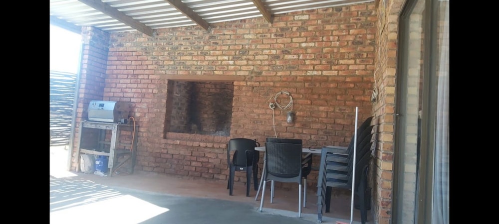 House to rent in Sandbaai - ONL1738913