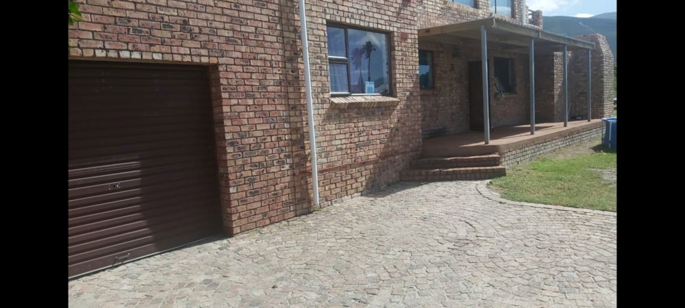 House to rent in Sandbaai - ONL1738913