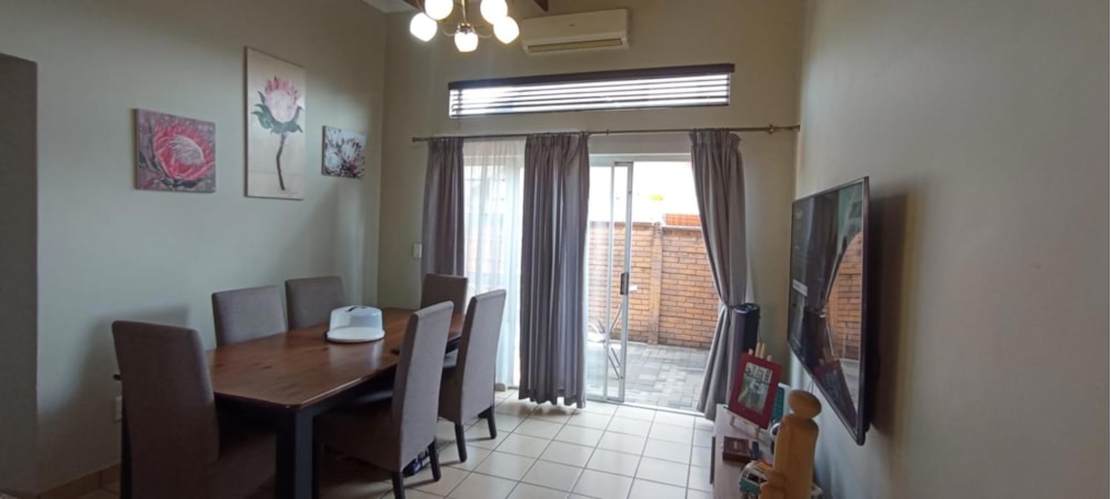Townhouse to rent in Glen Marais - ENL1738974