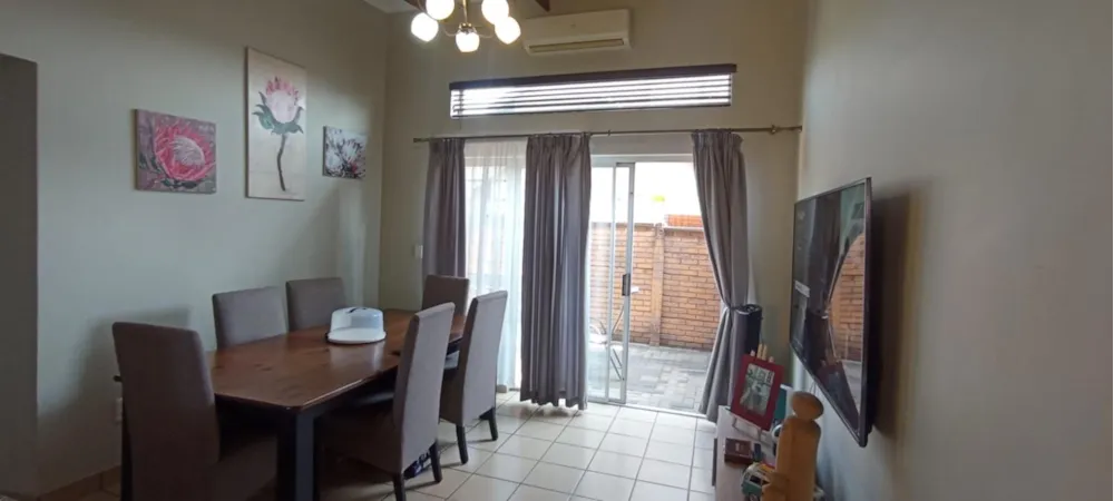 Townhouse let in Glen Marais - ENL1738974 Townhouse let in Glen Marais - ENL1738974