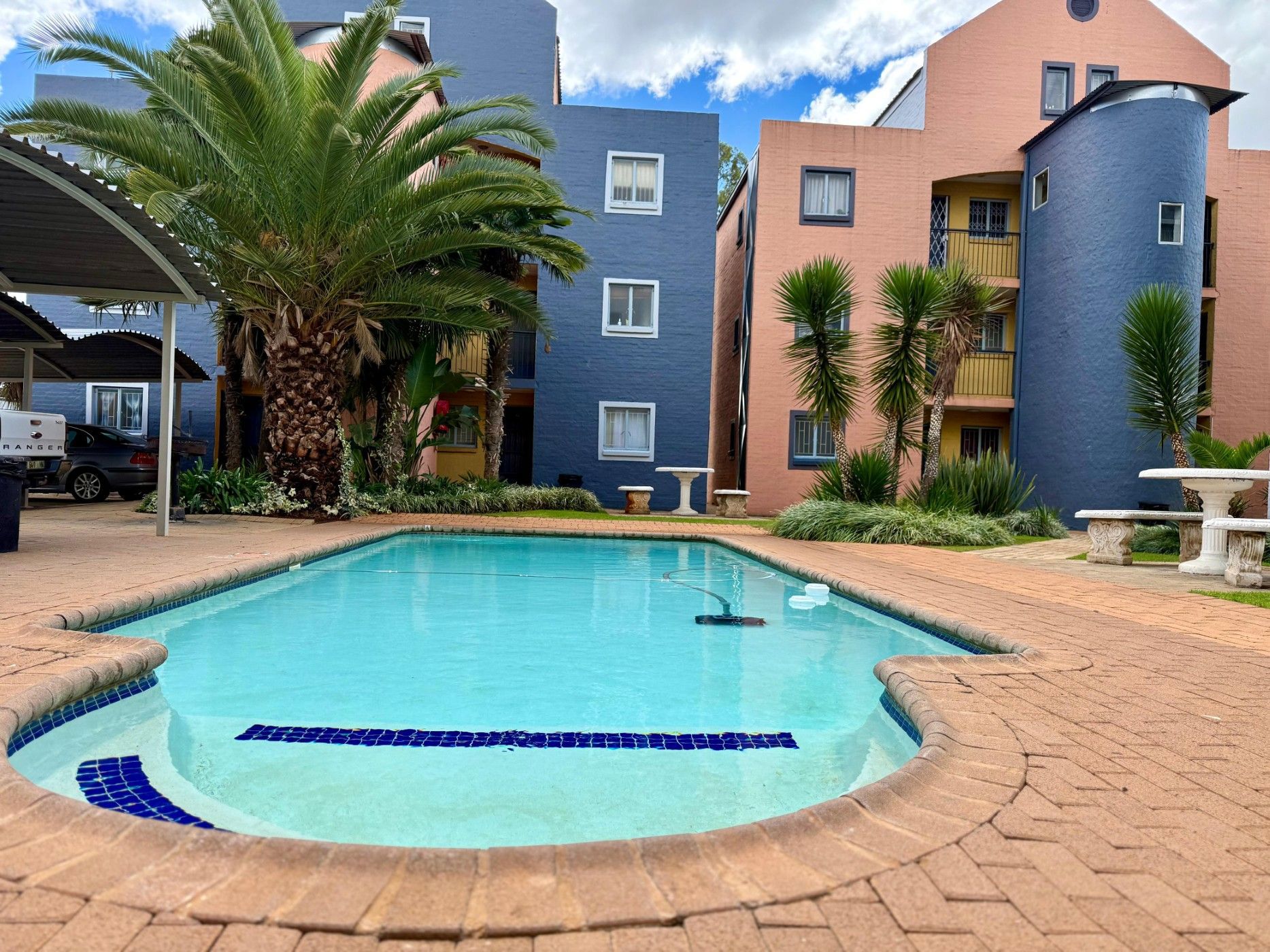 Bachelor apartment for sale in Potchefstroom - 1PCH1738925