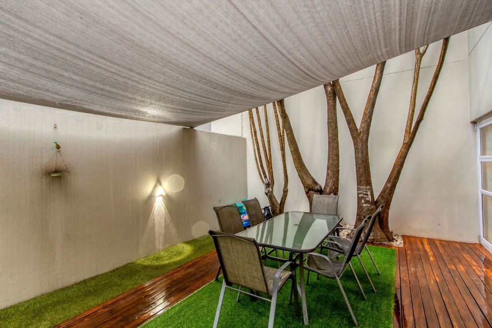 Apartment for sale in Oaklands, Johannesburg - HP1739345 Apartment for sale in Oaklands, Johannesburg - HP1739345