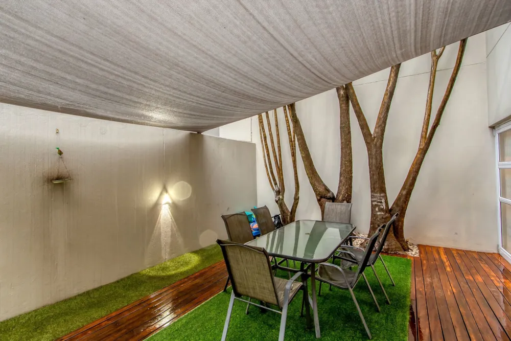 Apartment for sale in Oaklands, Johannesburg - HP1739345 Apartment for sale in Oaklands, Johannesburg - HP1739345