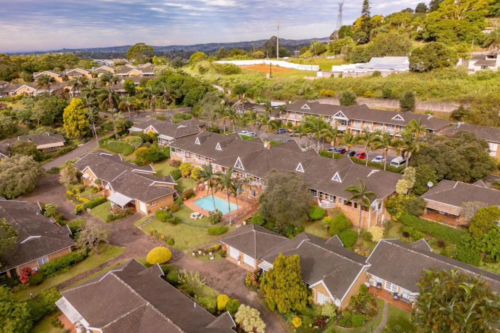 Garden retirement home sold in Kloof - 1KF1738989 Garden retirement home sold in Kloof - 1KF1738989