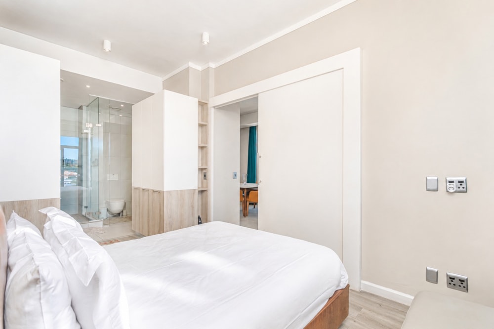 Apartment for sale in Menlyn - PT1738999