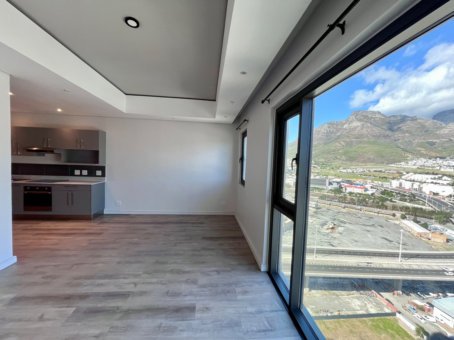 Apartment to rent in Foreshore - CBL1739089