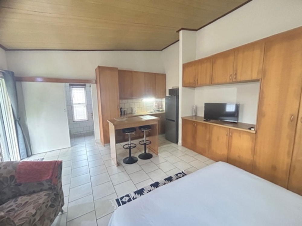 Bachelor apartment to rent in Meer en See - 1RY1739038 Bachelor apartment to rent in Meer en See - 1RY1739038