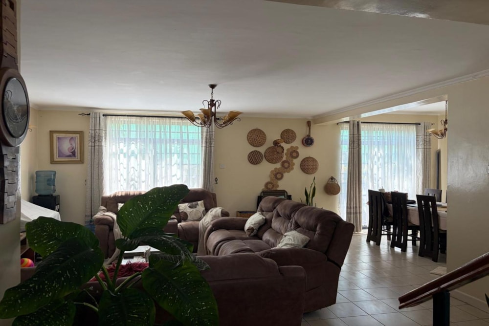 House for sale in Athi River, Kenya - 3KE1739056