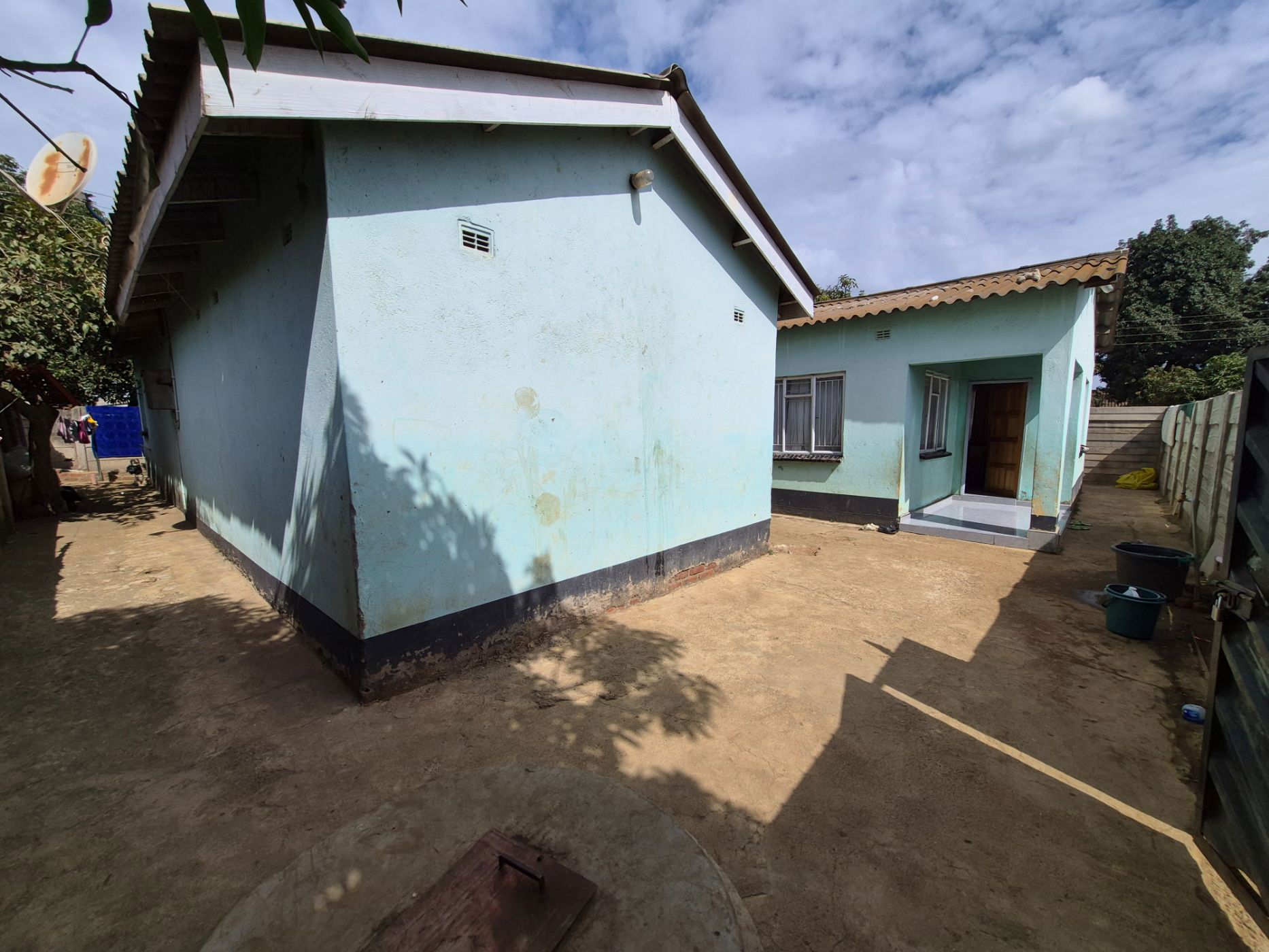 House for sale in Budiriro, Zimbabwe - 3ZB1739243