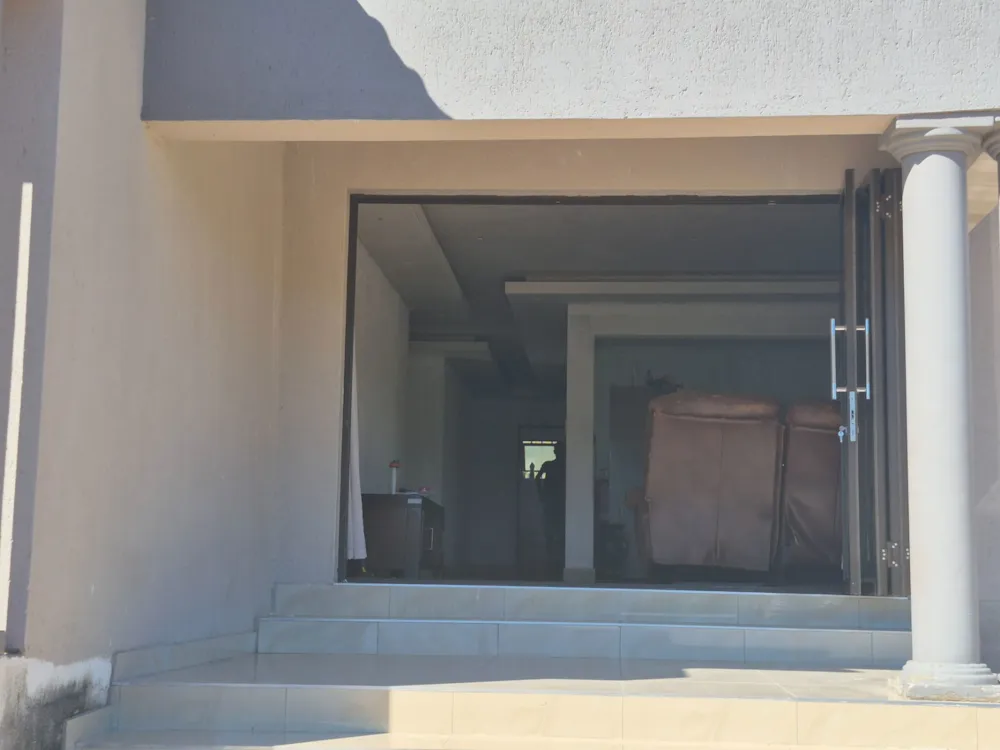 Single-storey house for sale in Karino - 1NS1739105