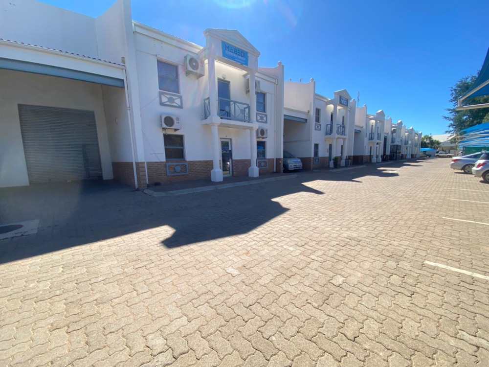 Commercial Building to rent in Phakalane, Botswana - 3BO1739092