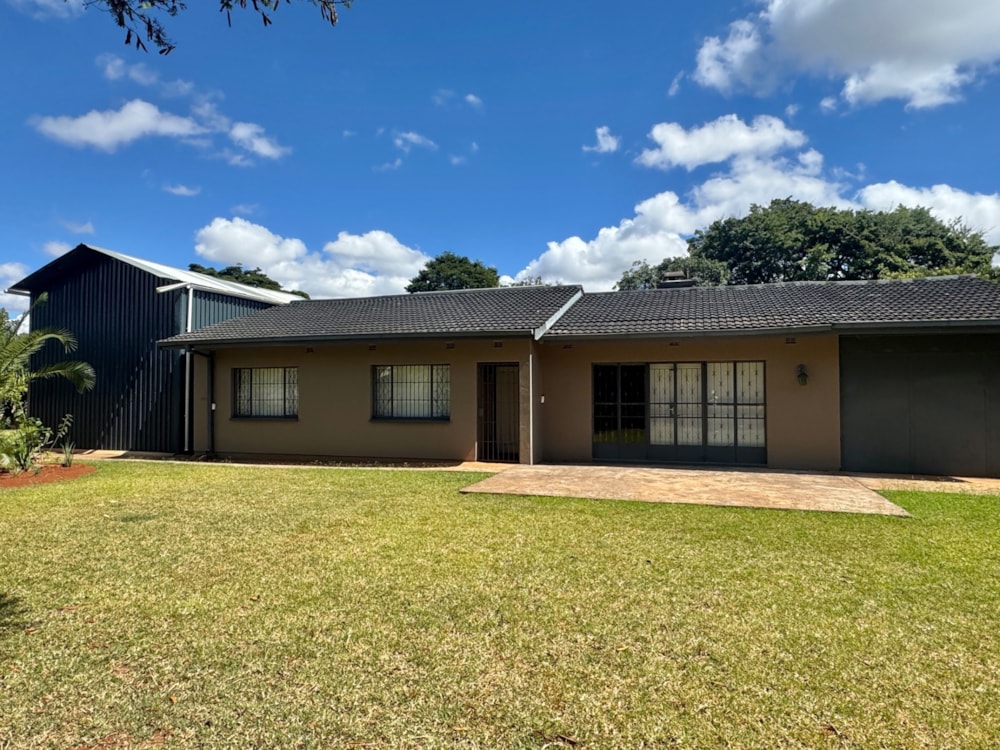 Commercial office to rent in Highlands, Zimbabwe - 3ZB1739129