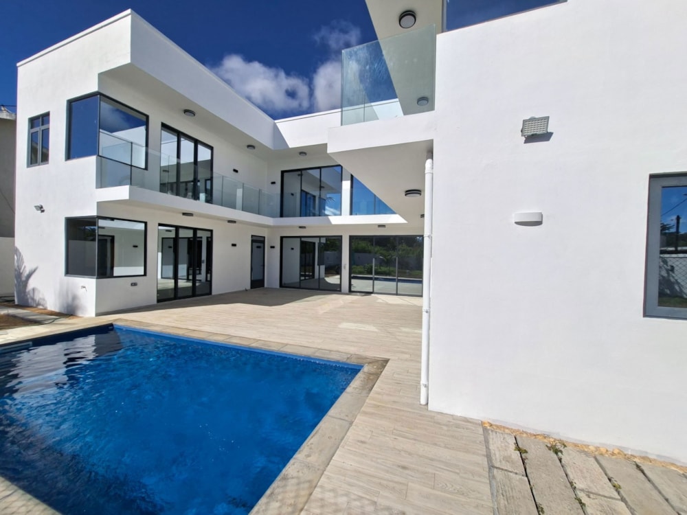 House to rent in Cap Malheureux, Mauritius - MPR1739149