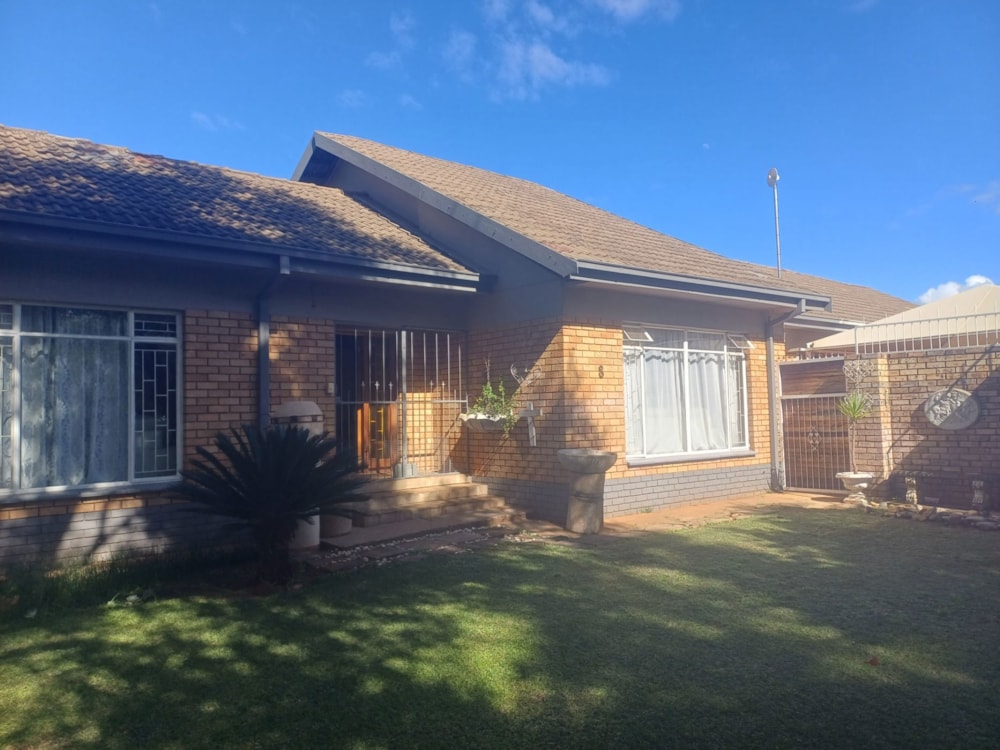 House for sale in Schweizer-Reneke - 1KJ1739268
