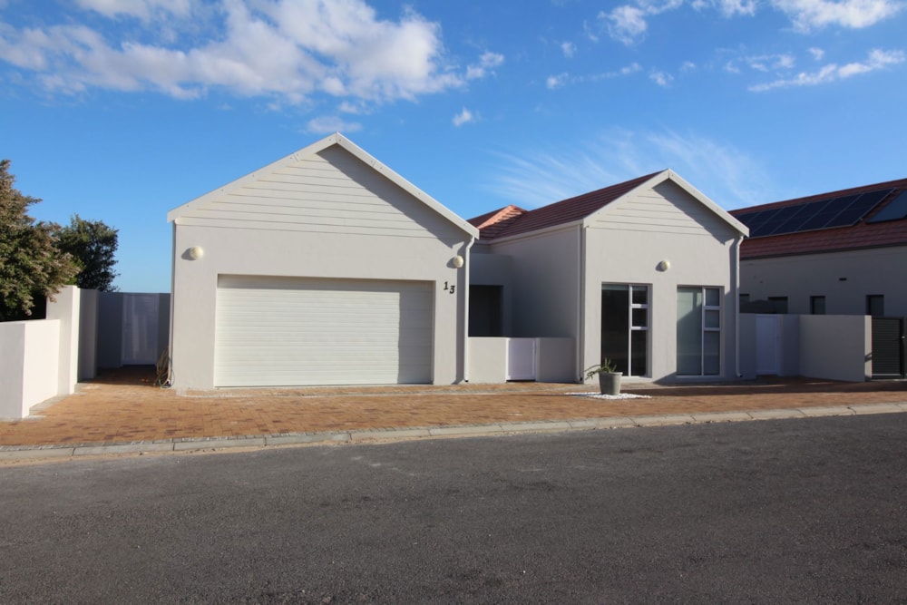 House for sale in Port Owen - LA1739211