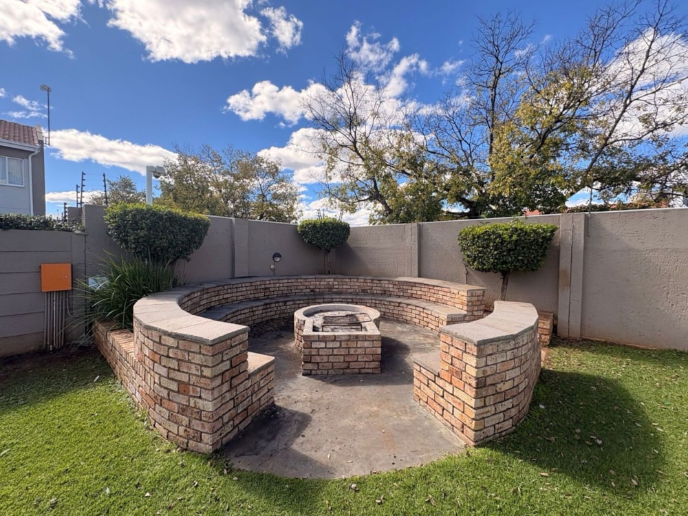 Apartment for sale in Potchefstroom - 1PCH1739287 Apartment for sale in Potchefstroom - 1PCH1739287