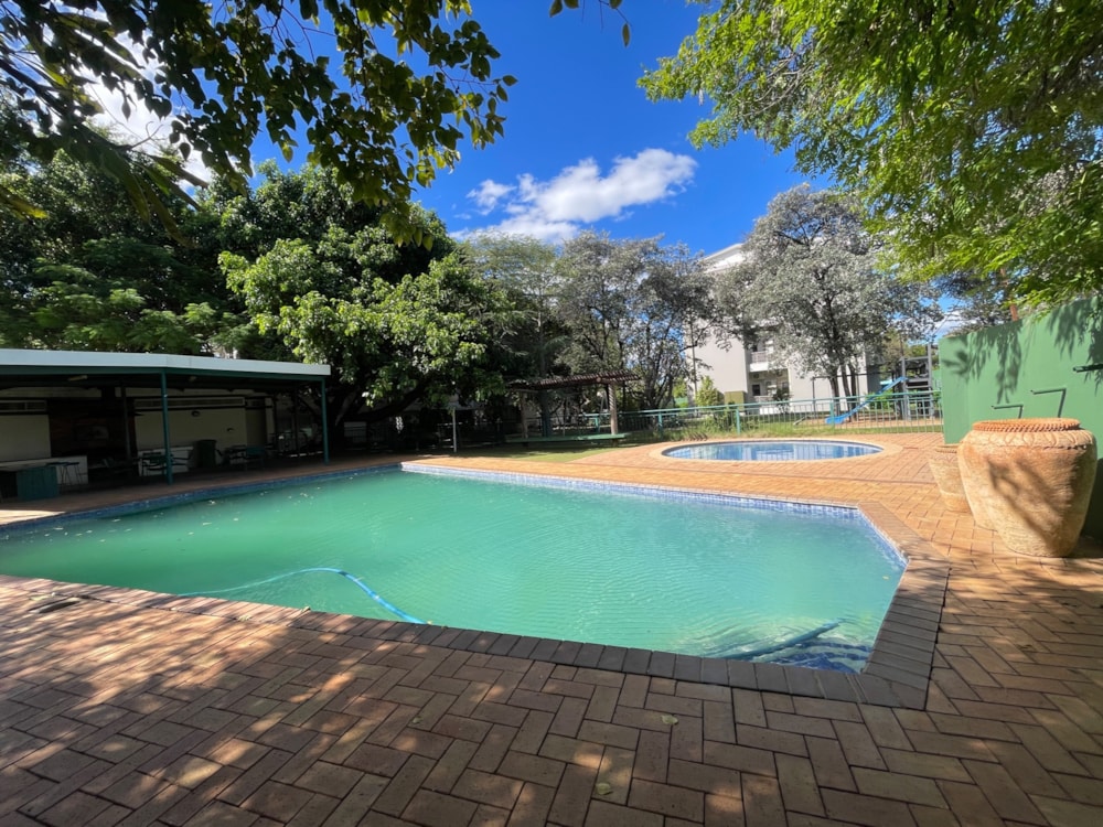 Apartment to rent in Extension 9, Botswana - 3BO1739411
