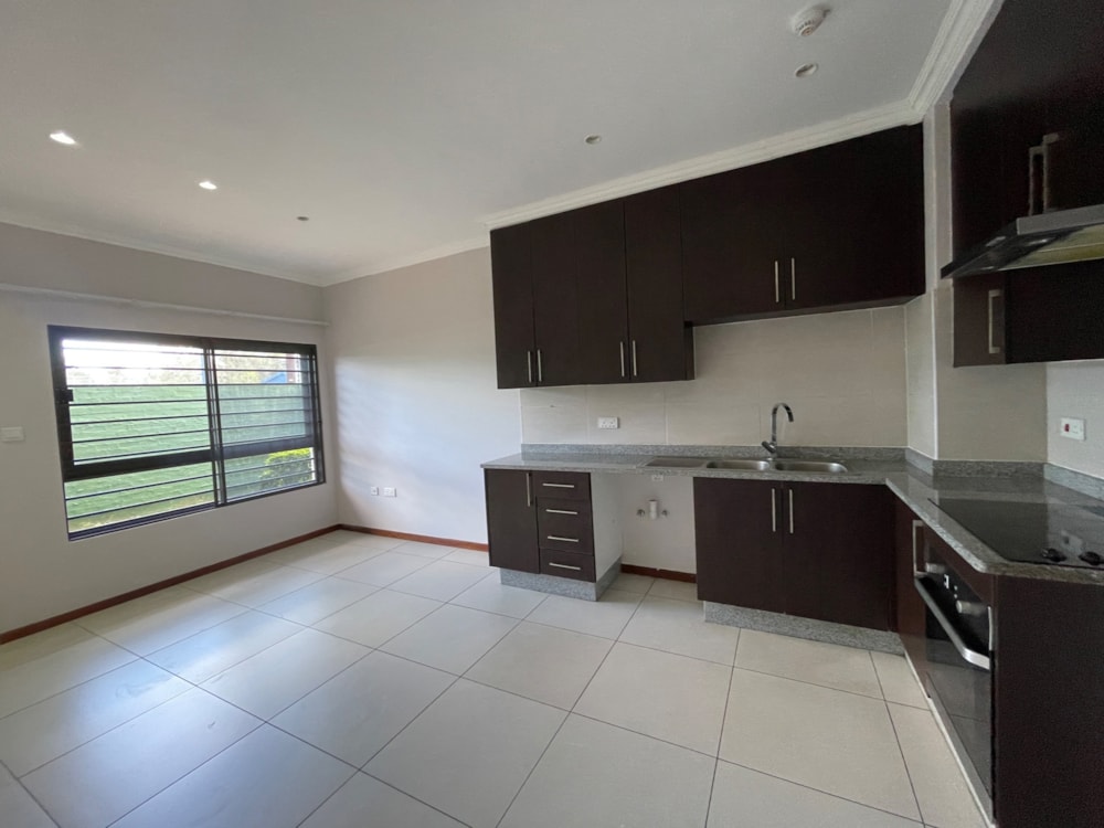 Apartment to rent in Extension 9, Botswana - 3BO1739411