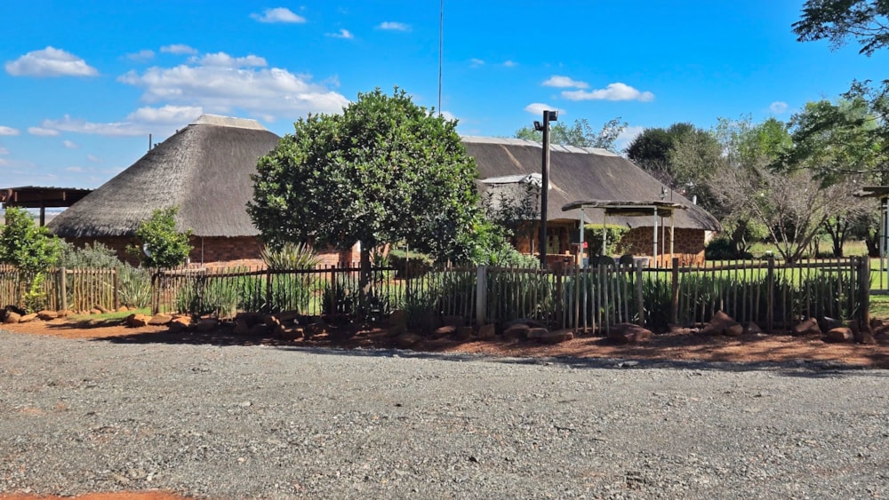 Smallholding for sale in Tiegerpoort AH - PT1739639