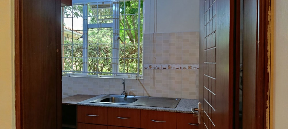 Cottage to rent in Runda , Kenya - 3KE1739255