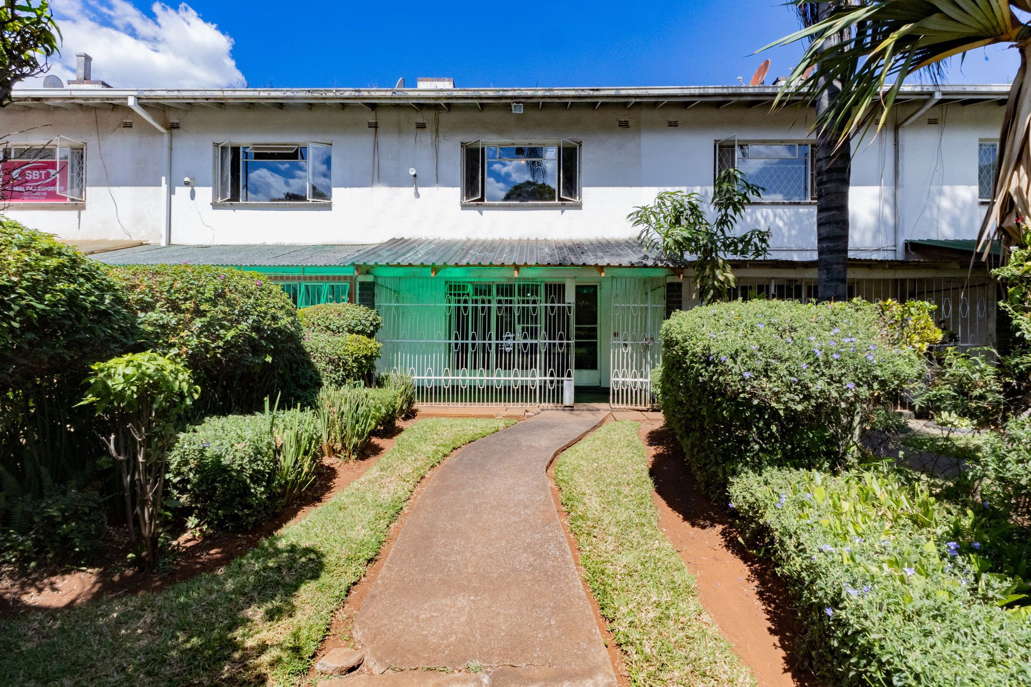 Double-storey apartment for sale in Avenues, Zimbabwe - 3ZB1739276