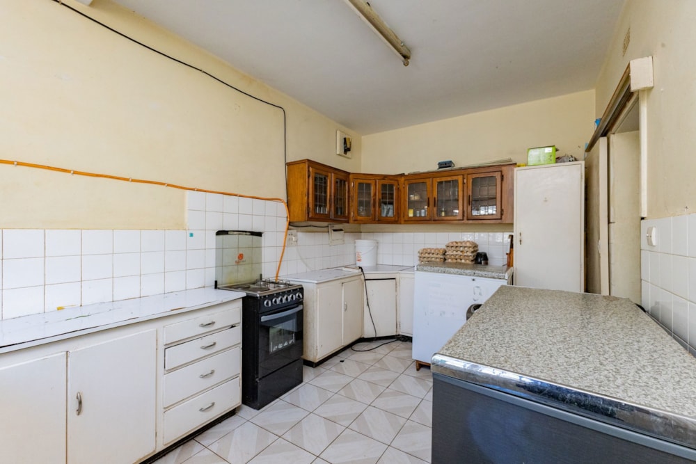 Double-storey apartment for sale in Avenues, Zimbabwe - 3ZB1739276