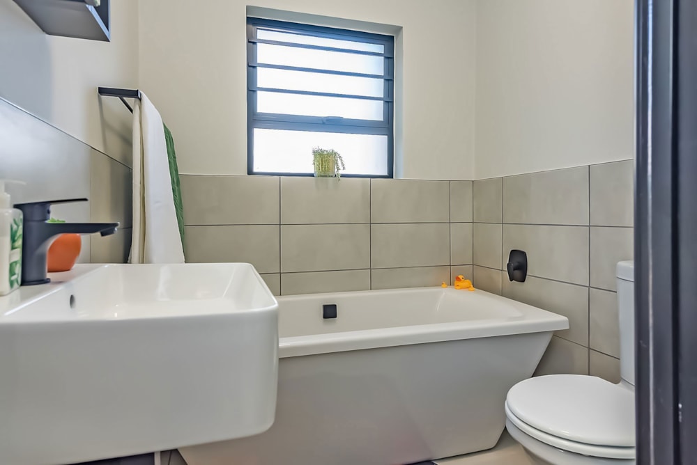 Apartment for sale in Homes Haven - 1KR1739285