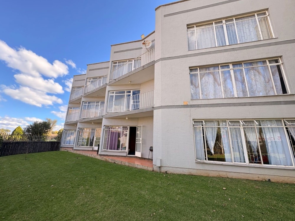 Apartment for sale in Potchefstroom - 1PCH1739305