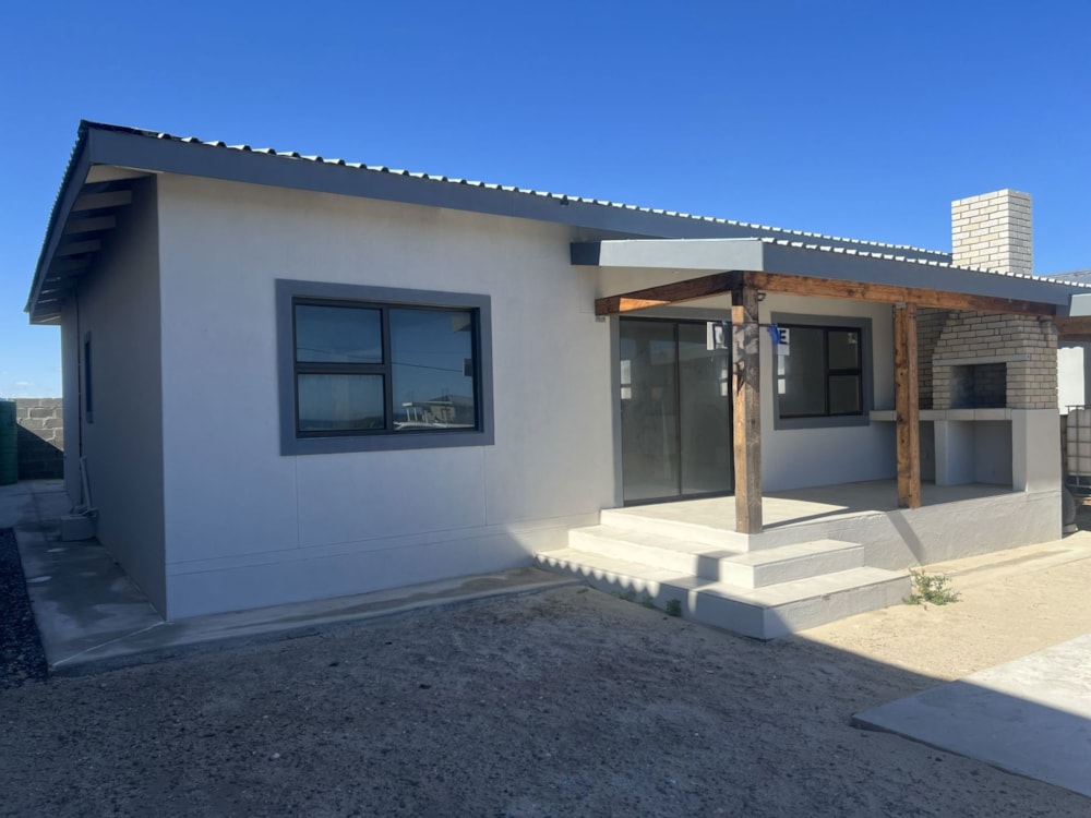 House for sale in McDougalls Bay - 1NA1740015 House for sale in McDougalls Bay - 1NA1740015