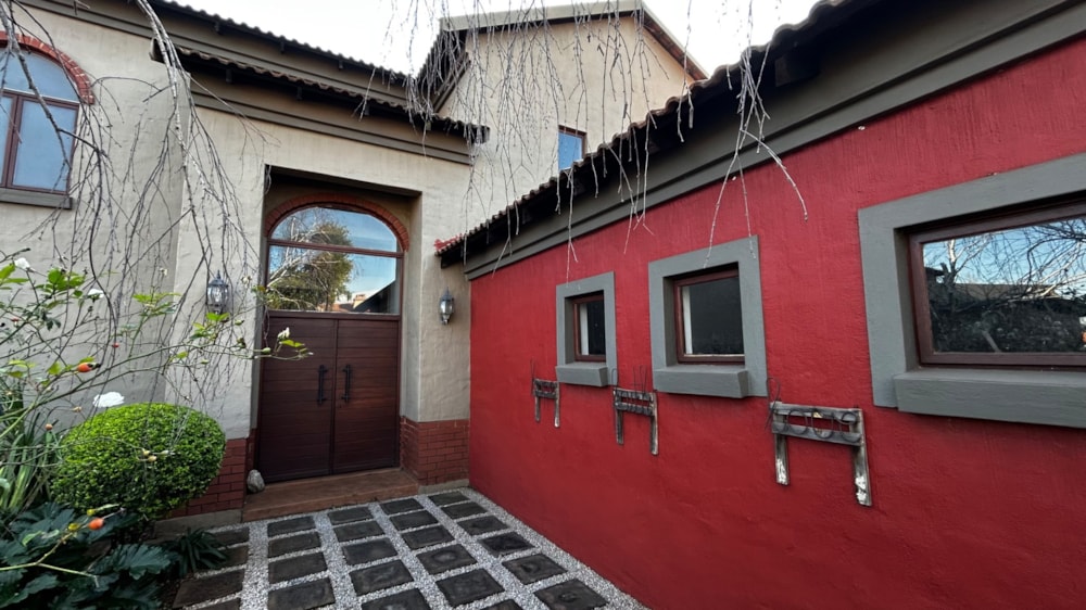 House for sale in Midstream Estate - CN1741432 House for sale in Midstream Estate - CN1741432