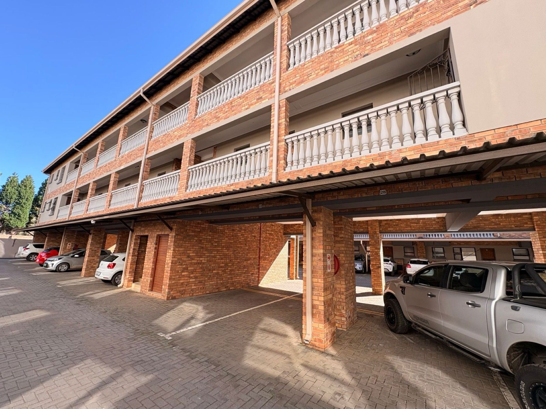 Apartment for sale in Potchefstroom - 1PCH1739596