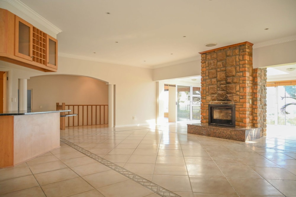 Security estate home for sale in Bel'Aire - SW1739502 Security estate home for sale in Bel'Aire - SW1739502