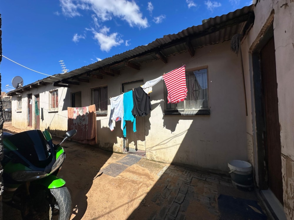 House for sale in Tembisa - KTP1740426 House for sale in Tembisa - KTP1740426