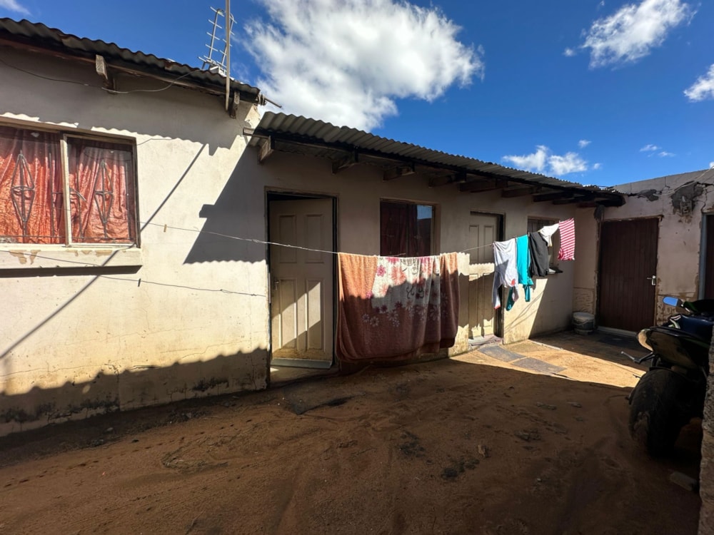 House for sale in Tembisa - KTP1740426 House for sale in Tembisa - KTP1740426