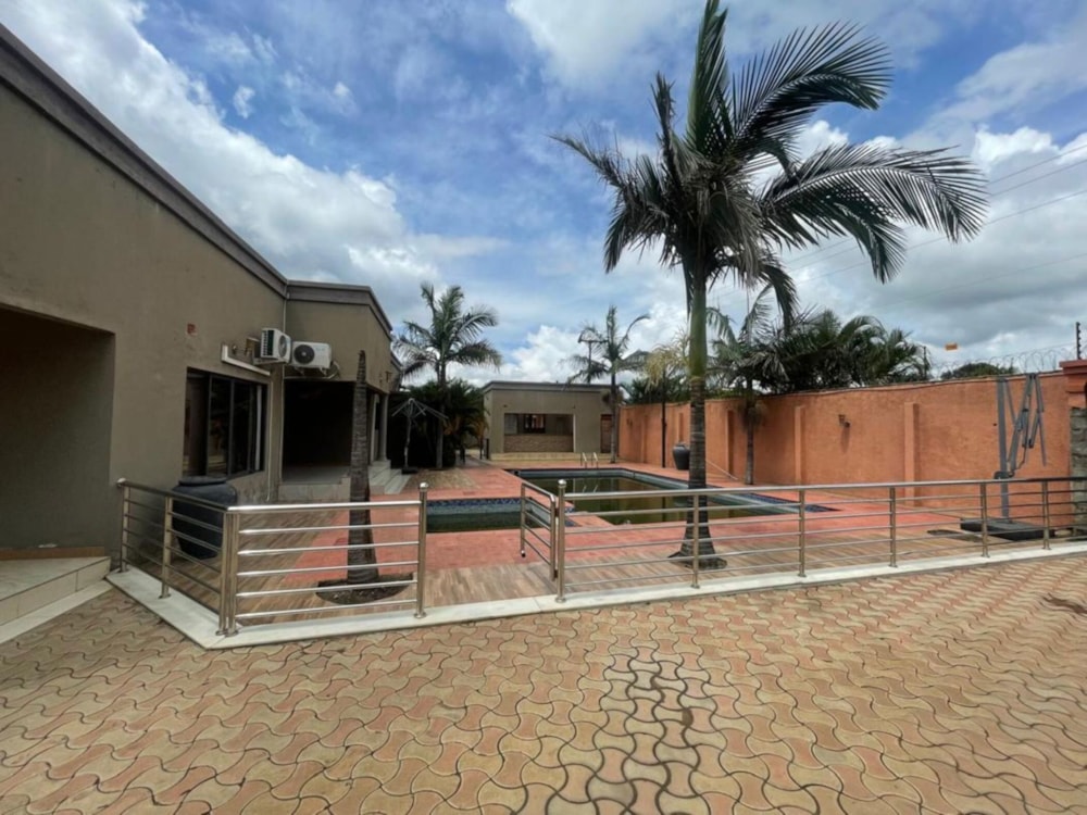 Poultry farm for sale in Makeni, Zambia - 3ZA1740530 Poultry farm for sale in Makeni, Zambia - 3ZA1740530