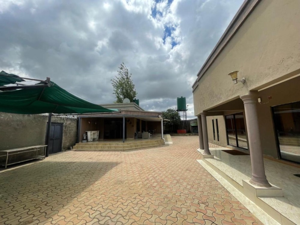 Poultry farm for sale in Makeni, Zambia - 3ZA1740530