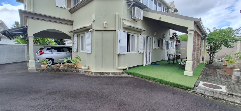 House for sale in Quatre Bornes, Mauritius - MUR1739568 House for sale in Quatre Bornes, Mauritius - MUR1739568