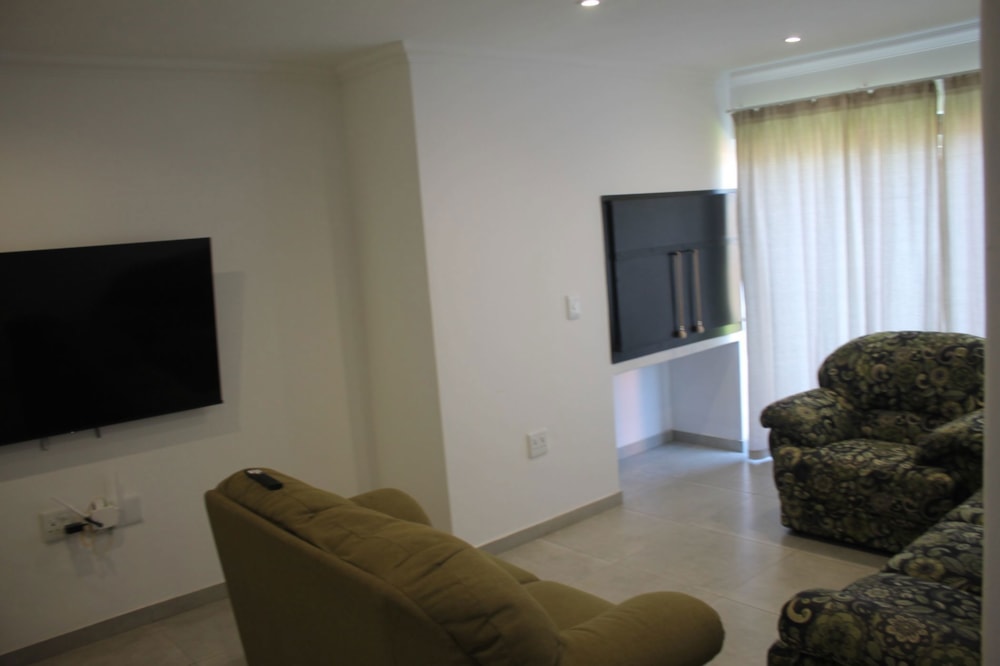 House for sale in Saldanha Bay - LA1739700 House for sale in Saldanha Bay - LA1739700