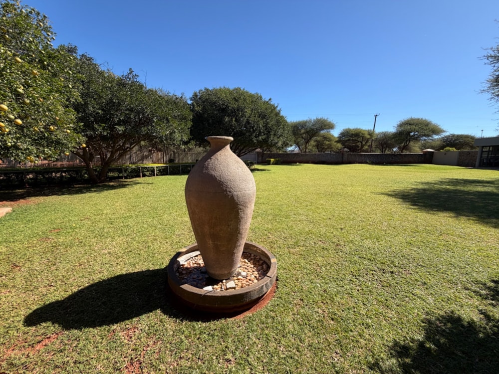 House for sale in Gaborone, Botswana - 3BO1739603 House for sale in Gaborone, Botswana - 3BO1739603
