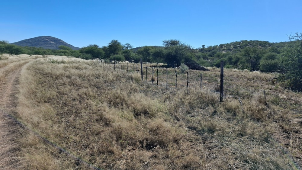 Game farm for sale in Okahandja, Namibia - 3NM1739605