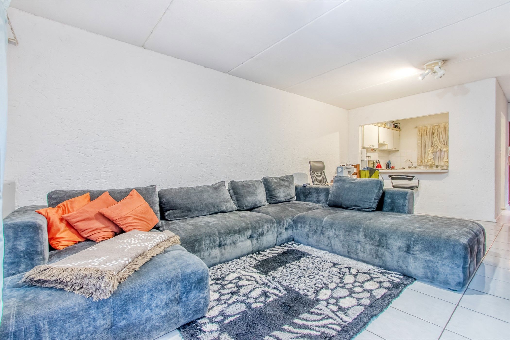 Apartment to rent in Ferndale, Randburg - RAL1739667