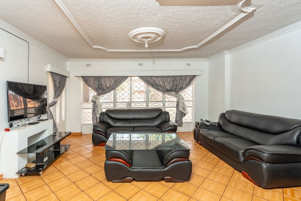 House for sale in Houghton Park, Zimbabwe - 3ZB1739719